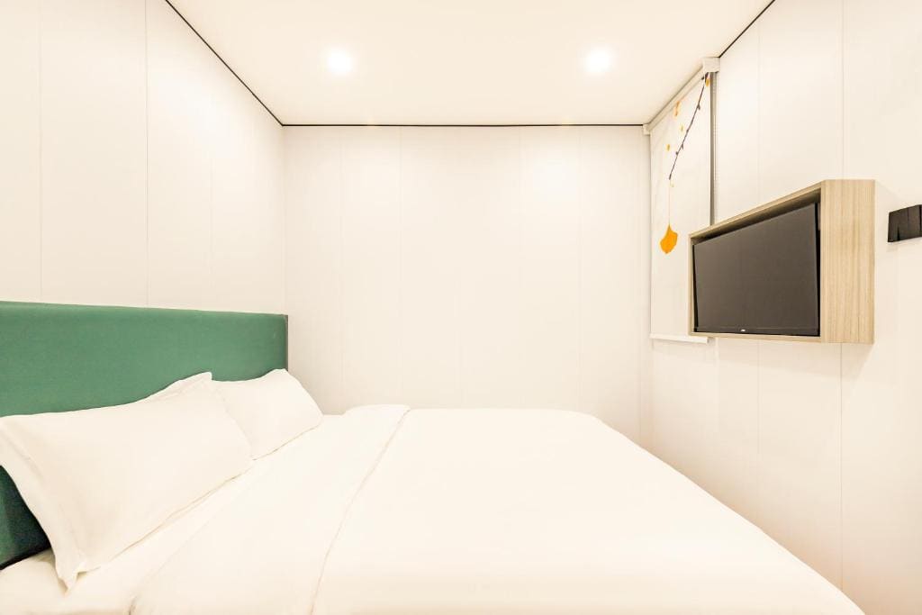 Standard Queen Room room - Image 1