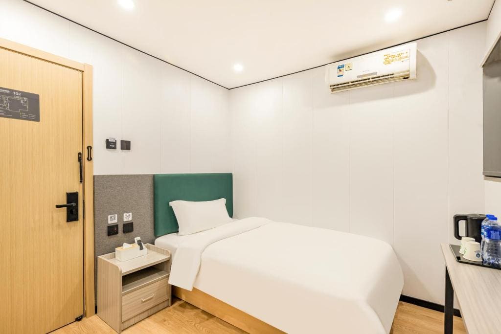 Standard Single Room room - Image 2