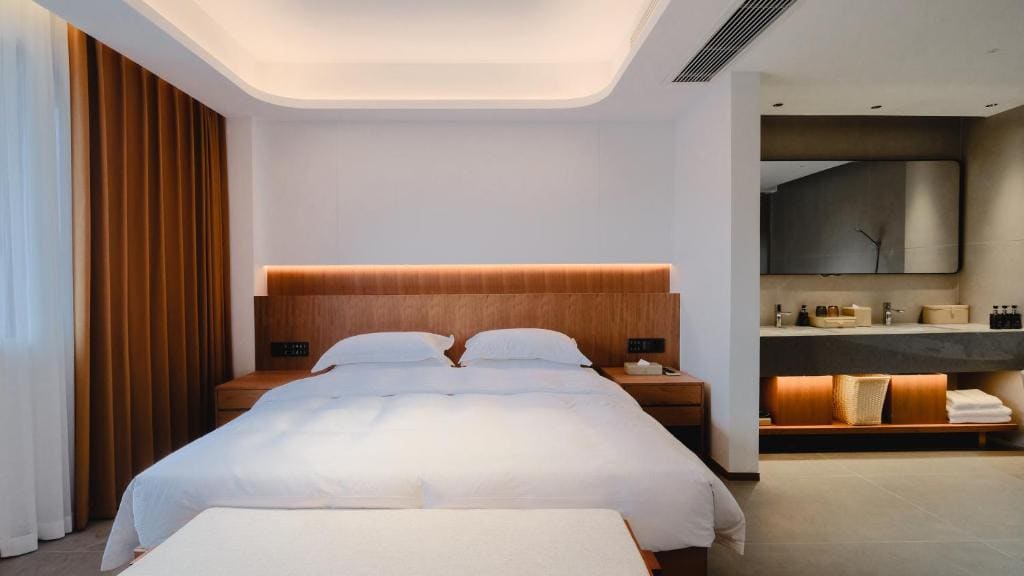 Junior Suite with Mountain View room - Image 3