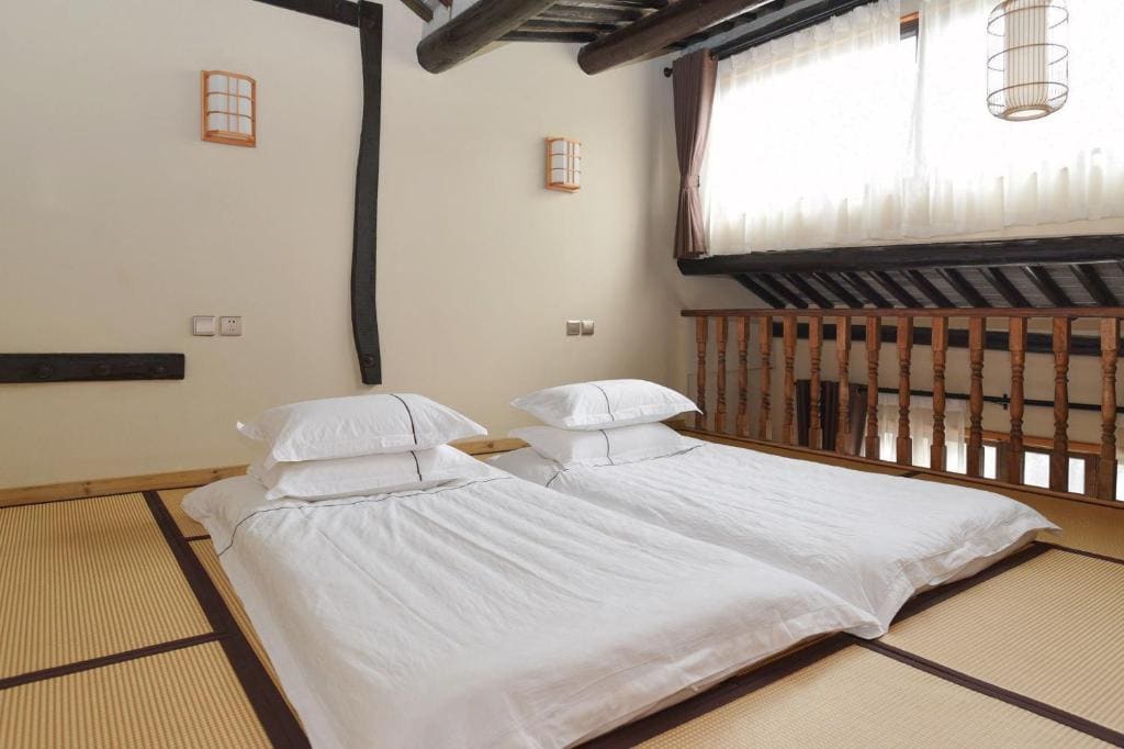 Comfort Triple Room with Shower room - Image 2