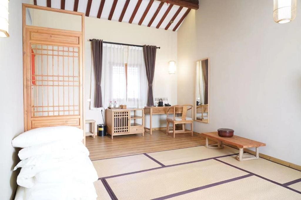 Double Room with Private Bathroom room - Image 1