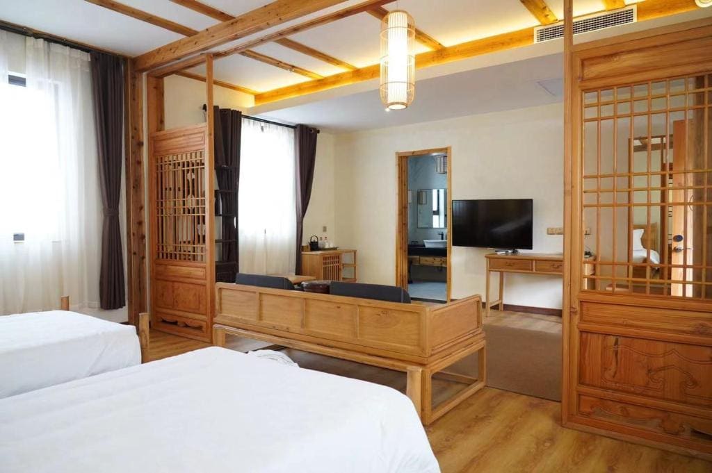 Twin Room with Private Bathroom room - Image 1