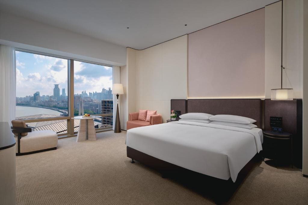 King Room with Bund View room - Image 3