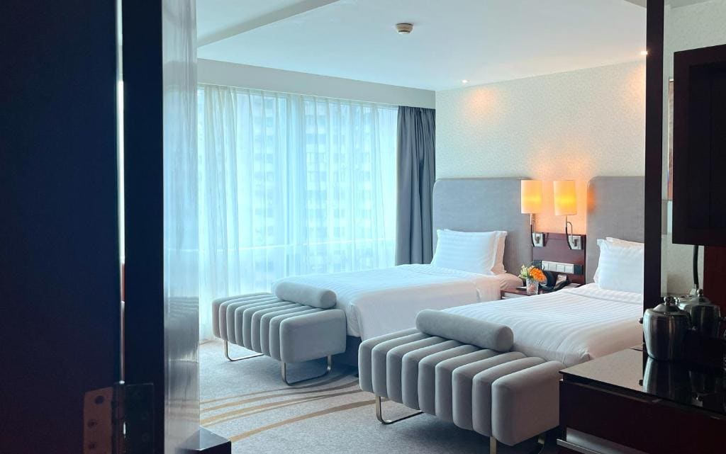 Executive Deluxe Twin Room room - Image 1