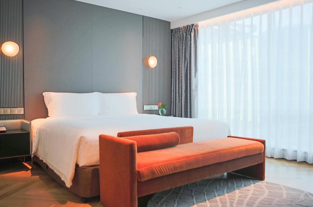 Ambassador Suite room - Image 1