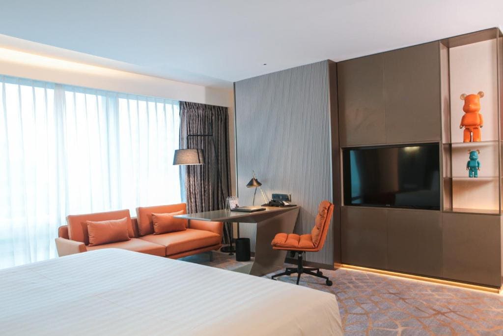 Ambassador Suite room - Image 3
