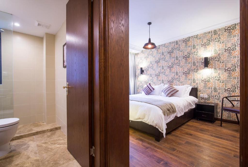 Deluxe Queen Room room - Image 1