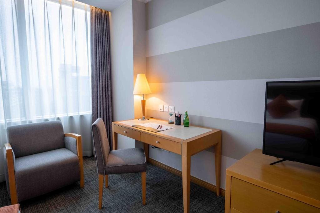 Standard Queen Room room - Image 1
