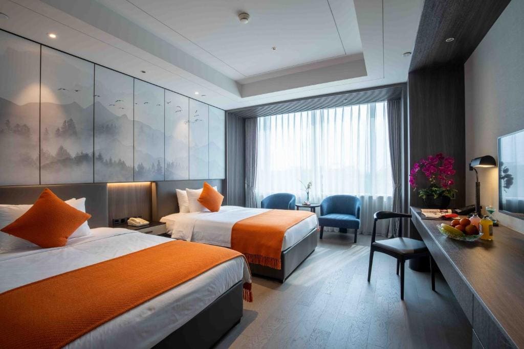 Deluxe Twin Room room - Image 1