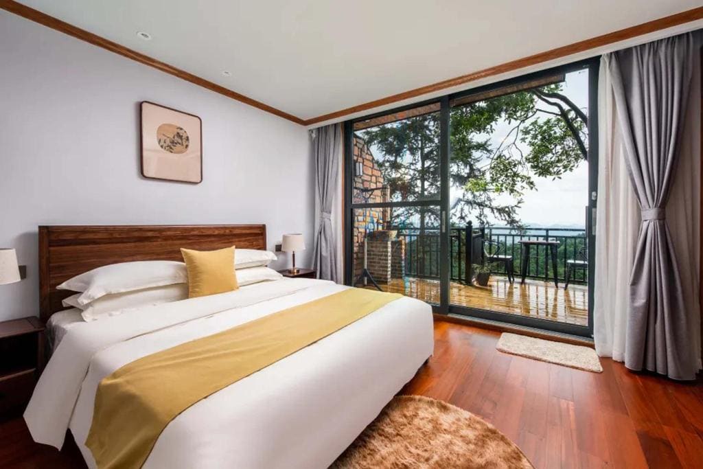 Superior Suite room - Image 3
