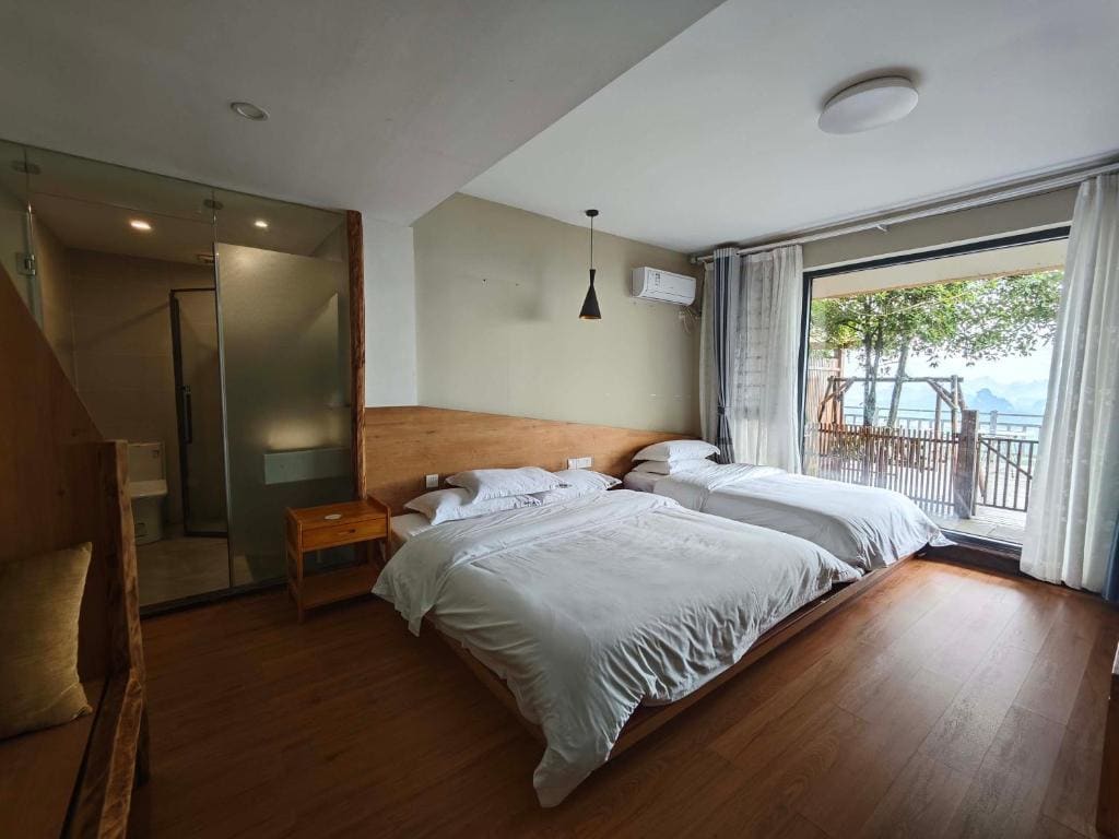 Twin Room with View room - Image 1