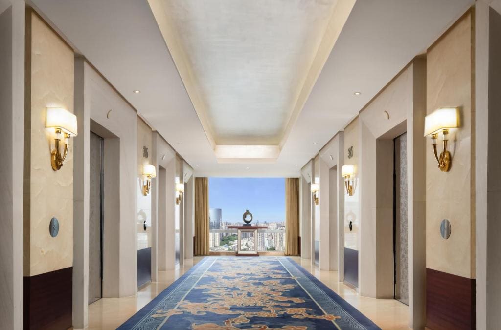 Deluxe Twin Room with City View room - Image 2