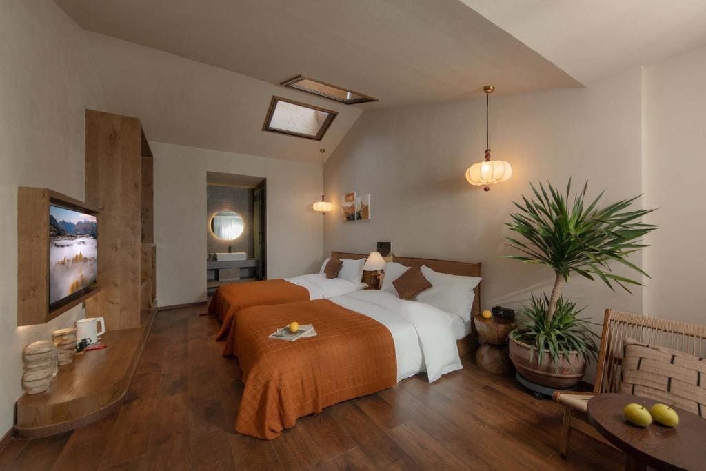 Deluxe Twin Room room - Image 2