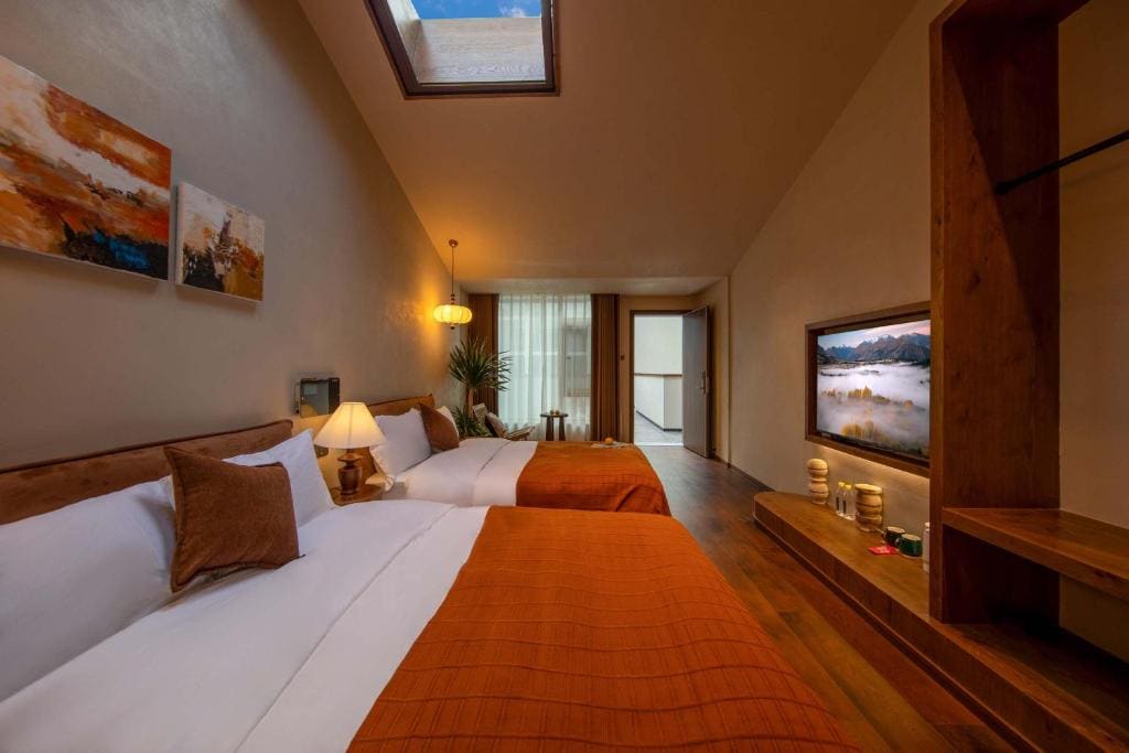 Deluxe Twin Room room - Image 1