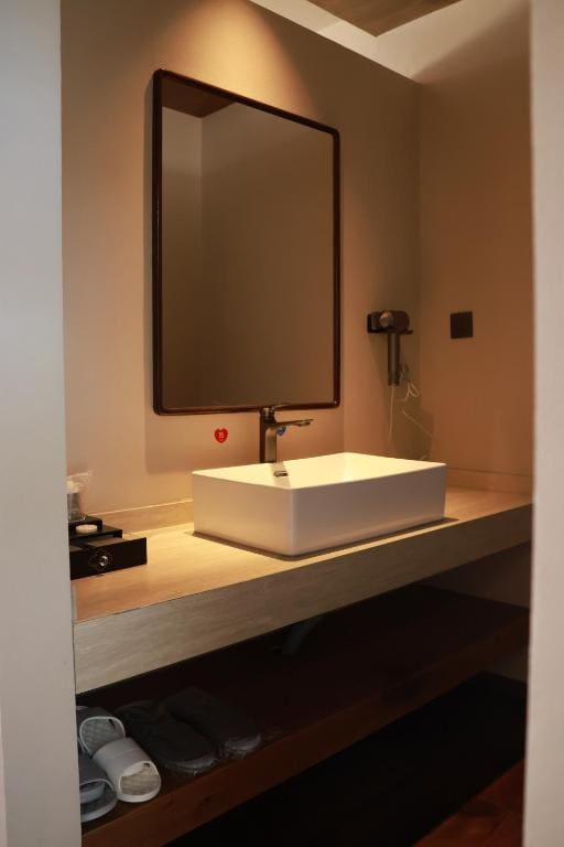 Double Room with Mountain View room - Image 3