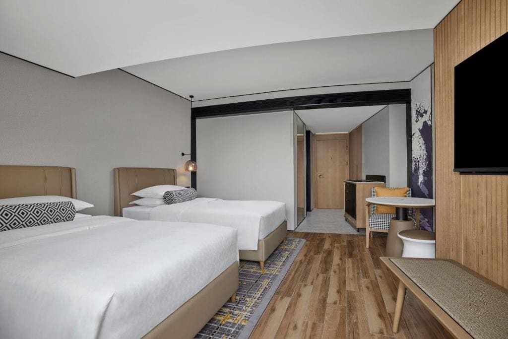 Executive Twin Bed Room room - Image 1