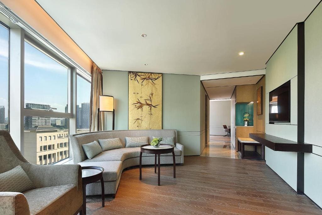 Corner Suite room - Image 3