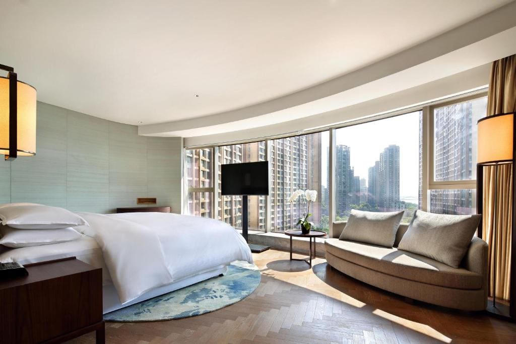Deluxe Suite room - Image 1