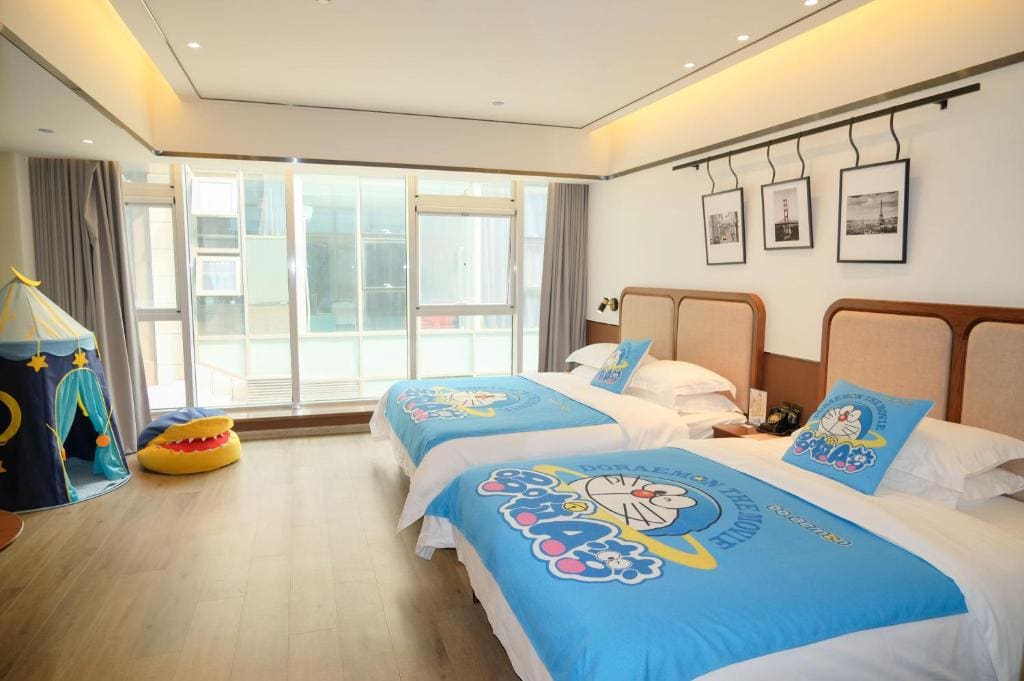 Panorama Family Room room - Image 2