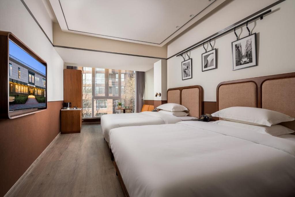 Deluxe Twin Room room - Image 1