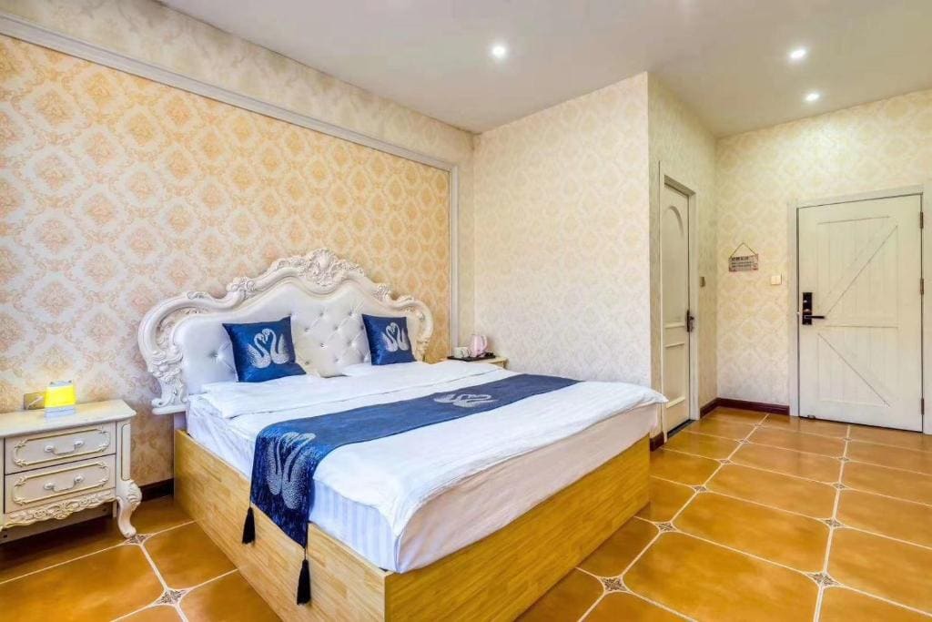 Standard Queen Room room - Image 2