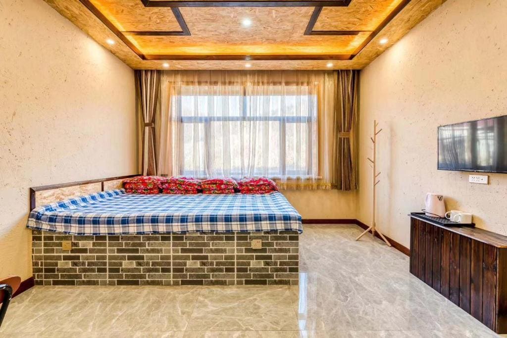 Triple Room with View room - Image 2