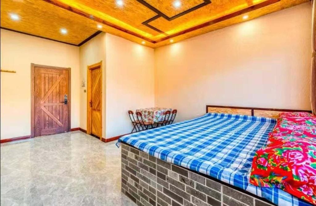 Triple Room with View room - Image 1