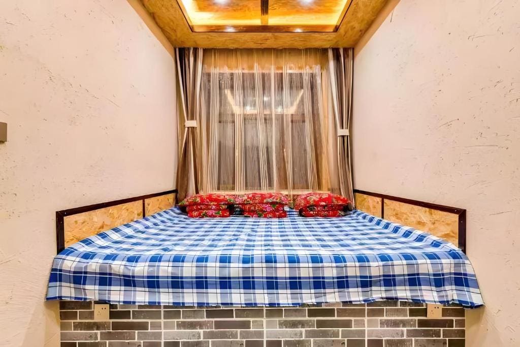 Two-Bedroom Suite room - Image 1