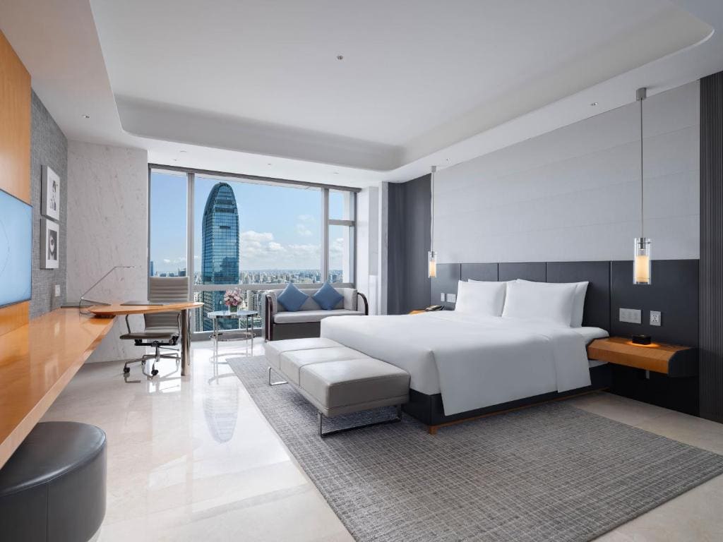 Luxury Magnifique Room, 1 King Bed, Bay View room - Image 3