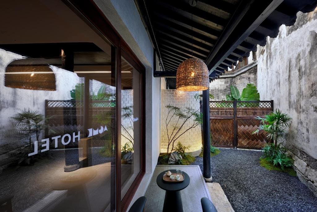 Double Room with Patio room - Image 3