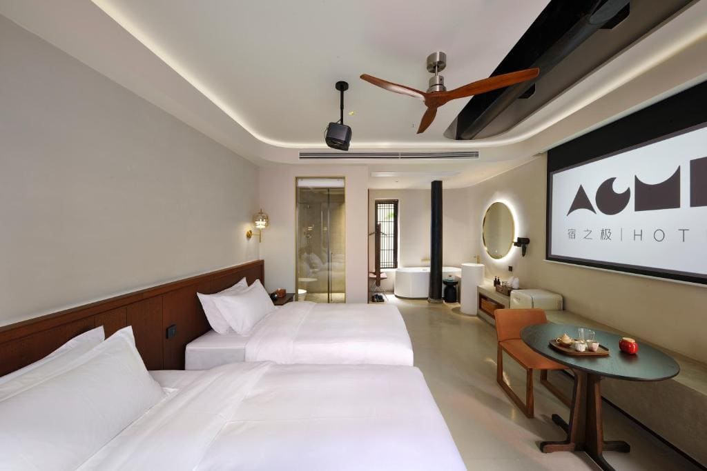 Twin Room with View room - Image 1
