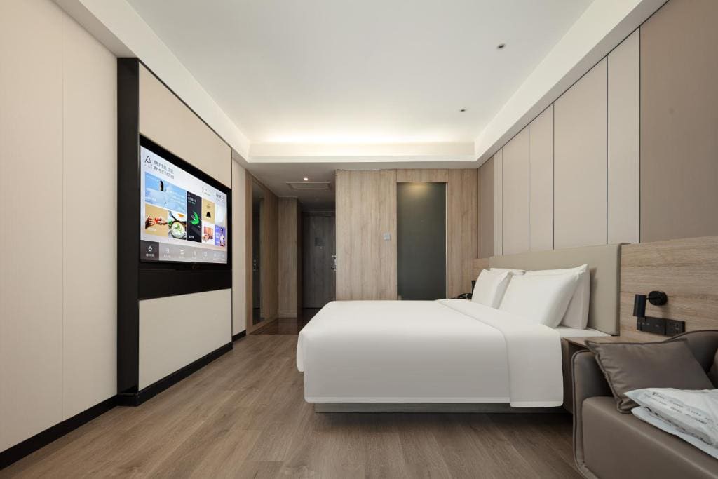 Jimu Double Room with View room - Image 1
