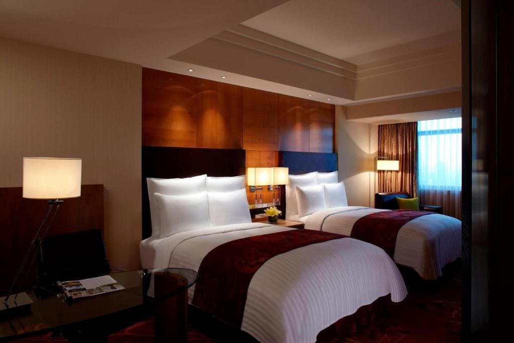 Deluxe Twin Room room - Image 2