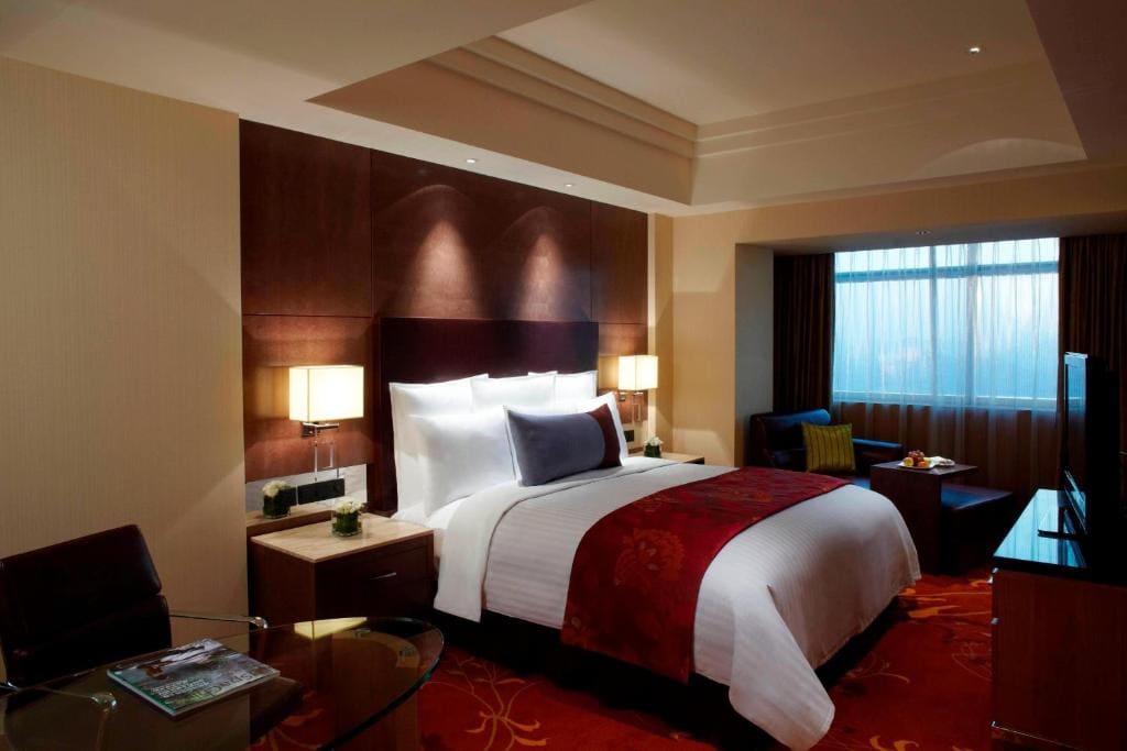 Deluxe King Room room - Image 1
