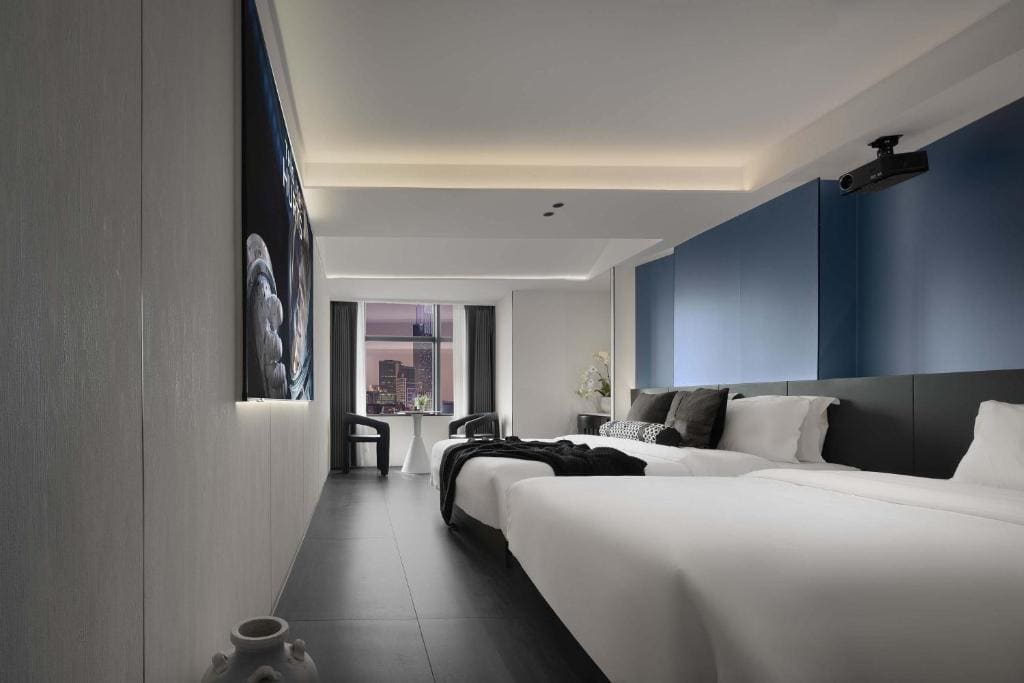 Deluxe Twin Room room - Image 1