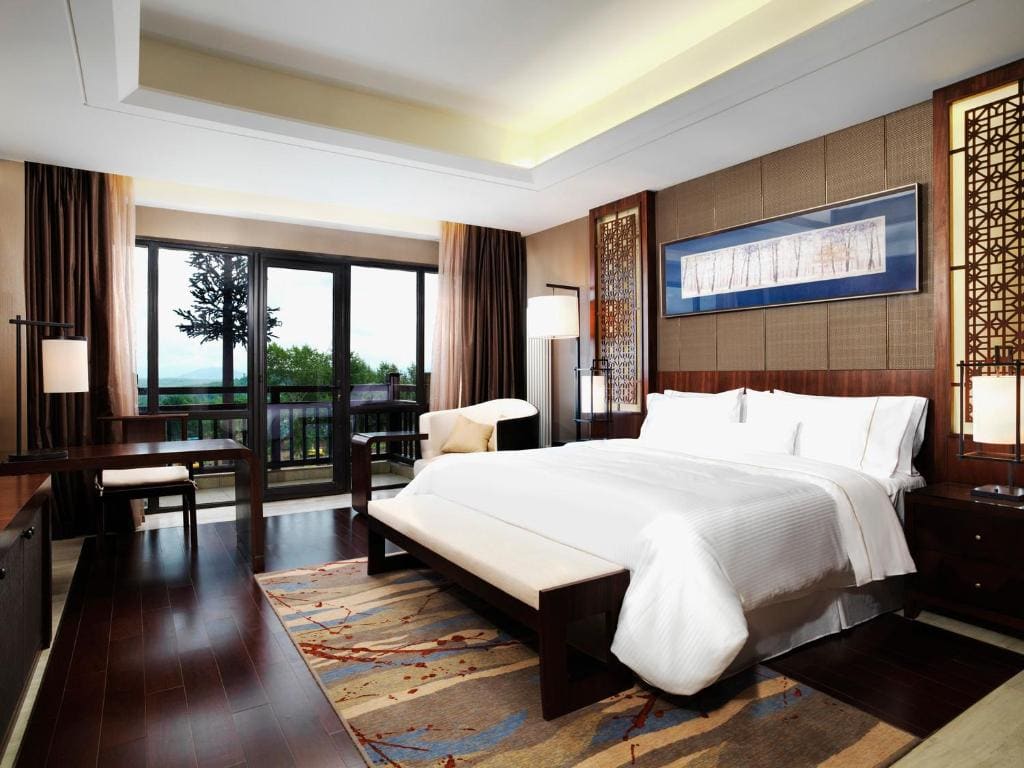 Guest room, 1 King, Resort view room - Image 1