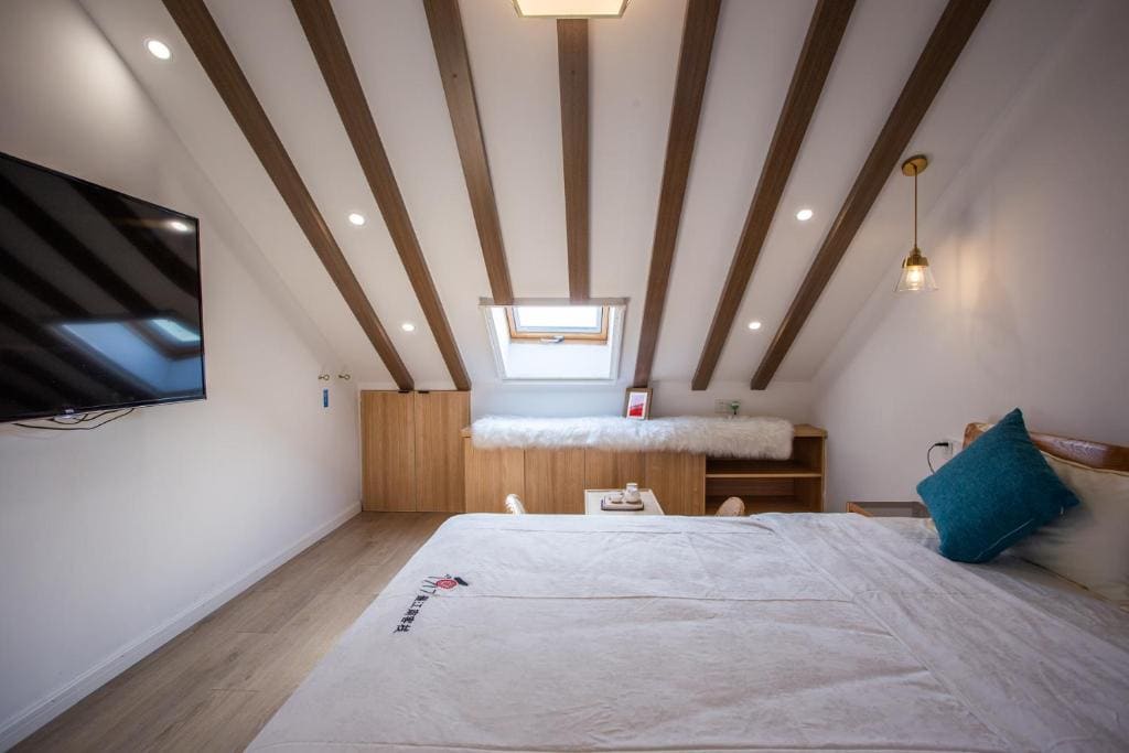 Family Junior Suite room - Image 2