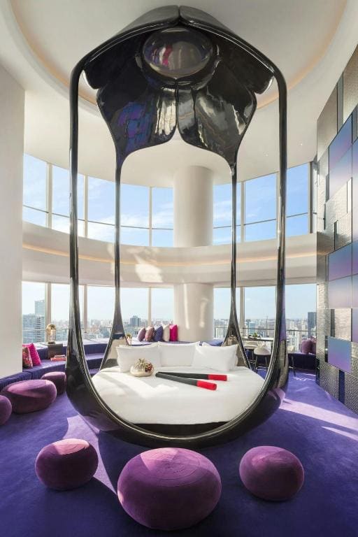 One-Bedroom King Suite with Whirlpool room - Image 1