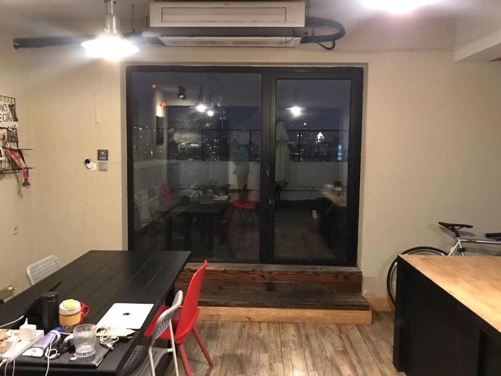 One-Bedroom Apartment room - Image 3