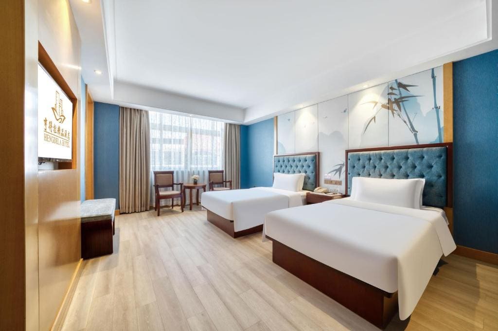 Deluxe Twin Room room - Image 1