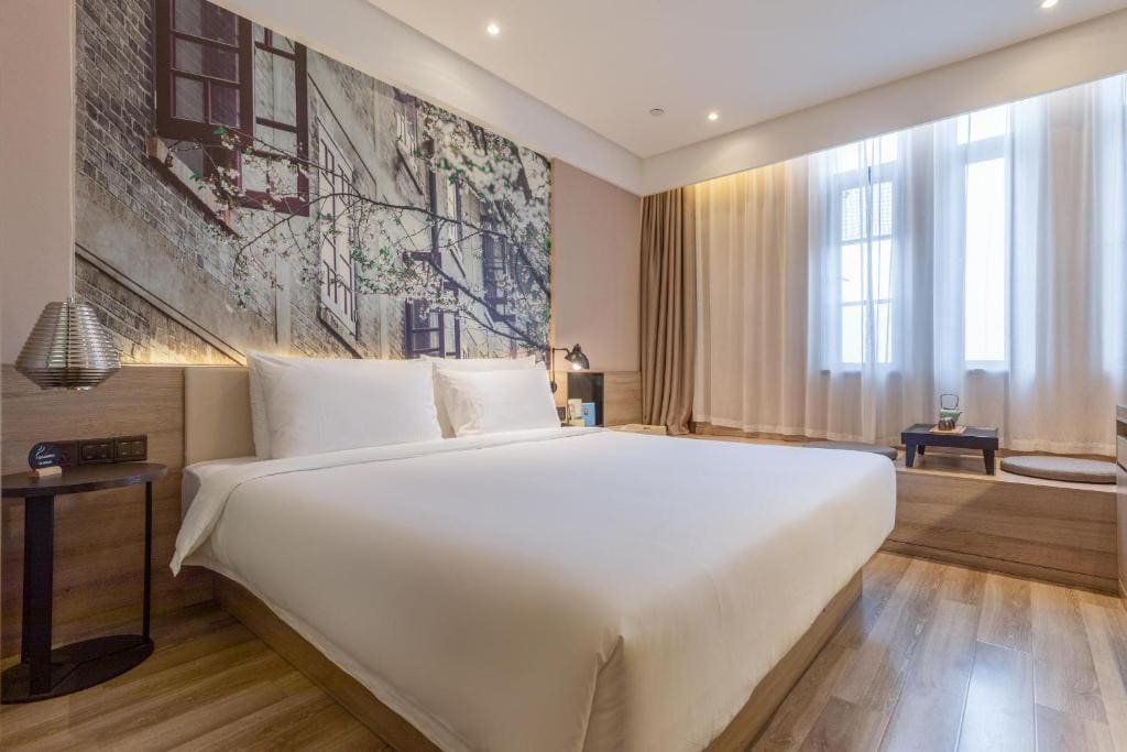 Elegant Double Room room - Image 1