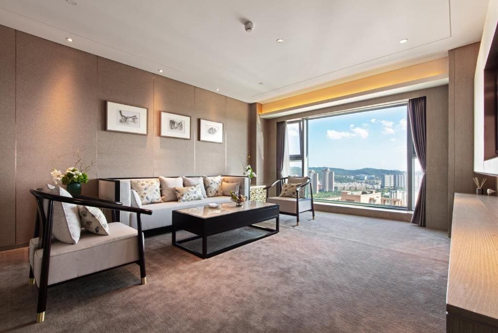Executive Deluxe Suite room - Image 3
