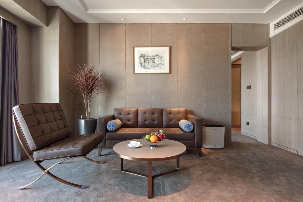 Executive Suite room - Image 3