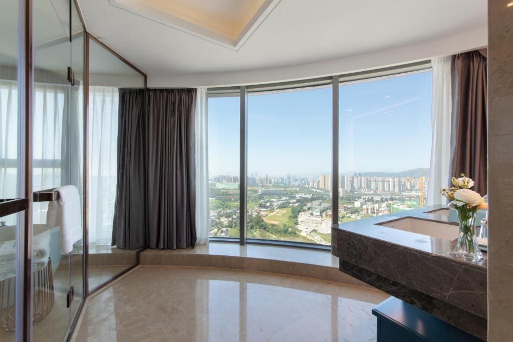 Superior Suite room - Image 1