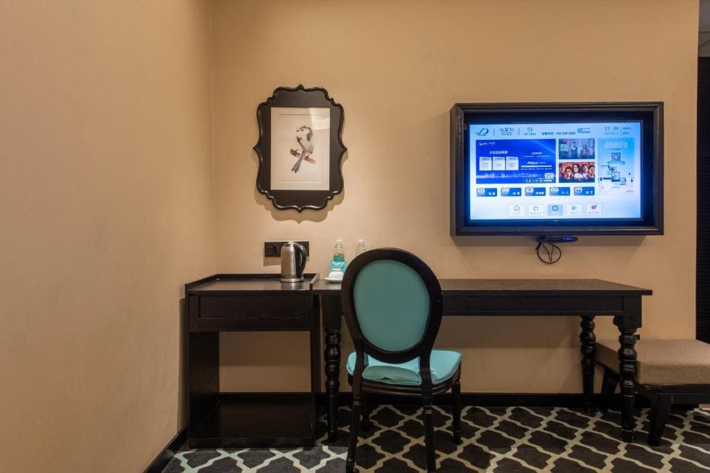 Deluxe Twin Room room - Image 2