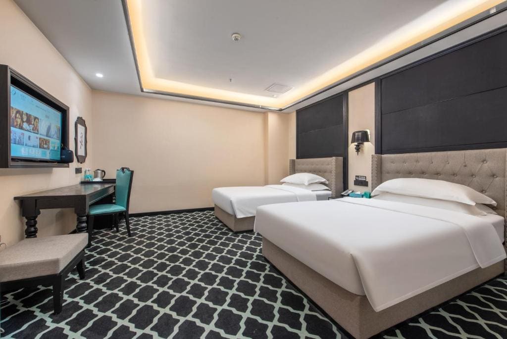 Superior Twin Room room - Image 1