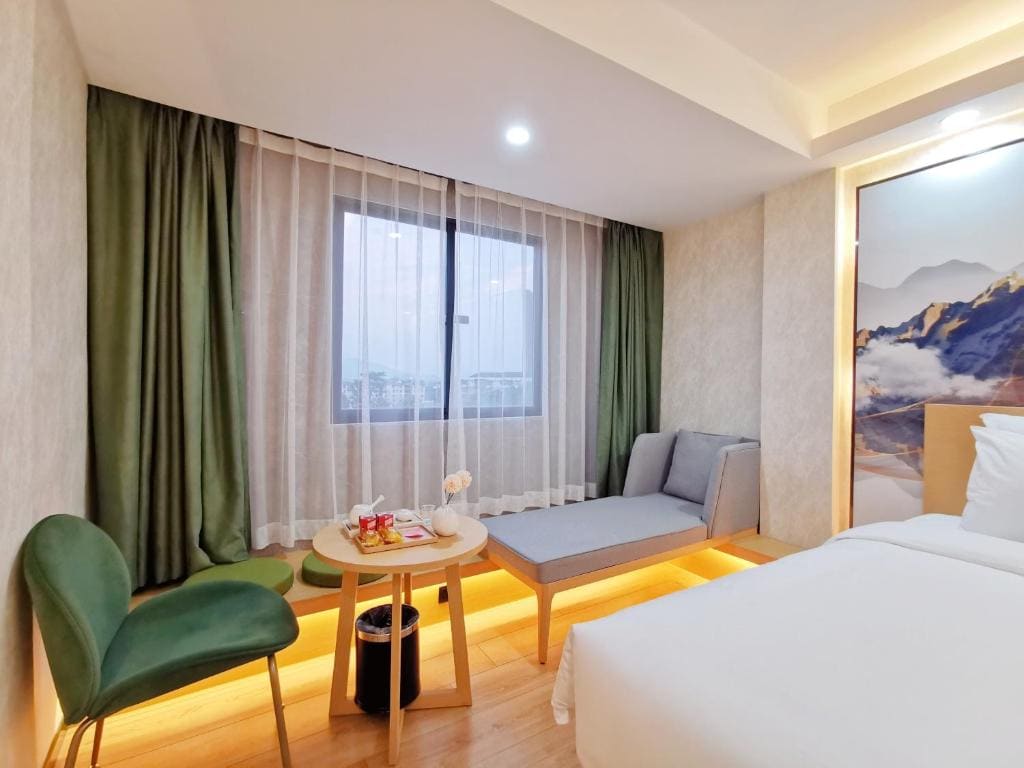 View Twin Room room - Image 3