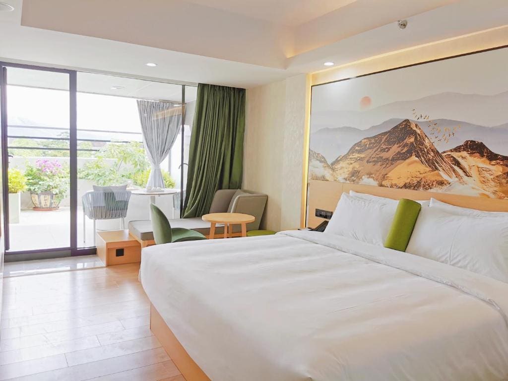 Double Room with Courtyard View room - Image 1