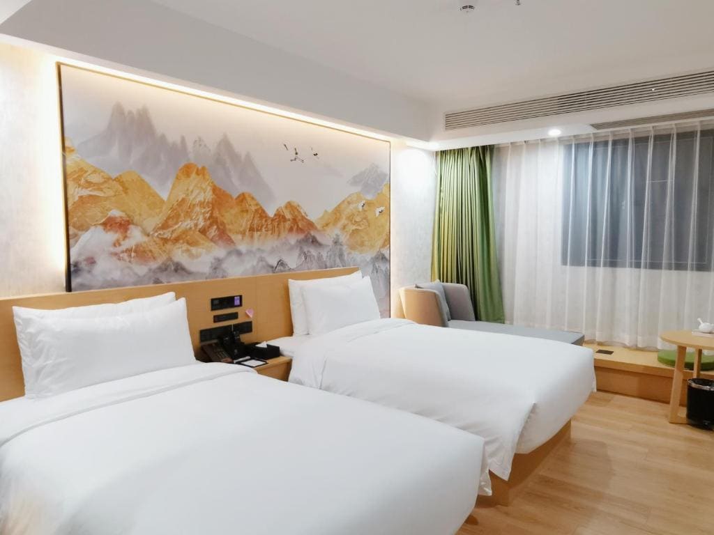 Smart Twin Room room - Image 3