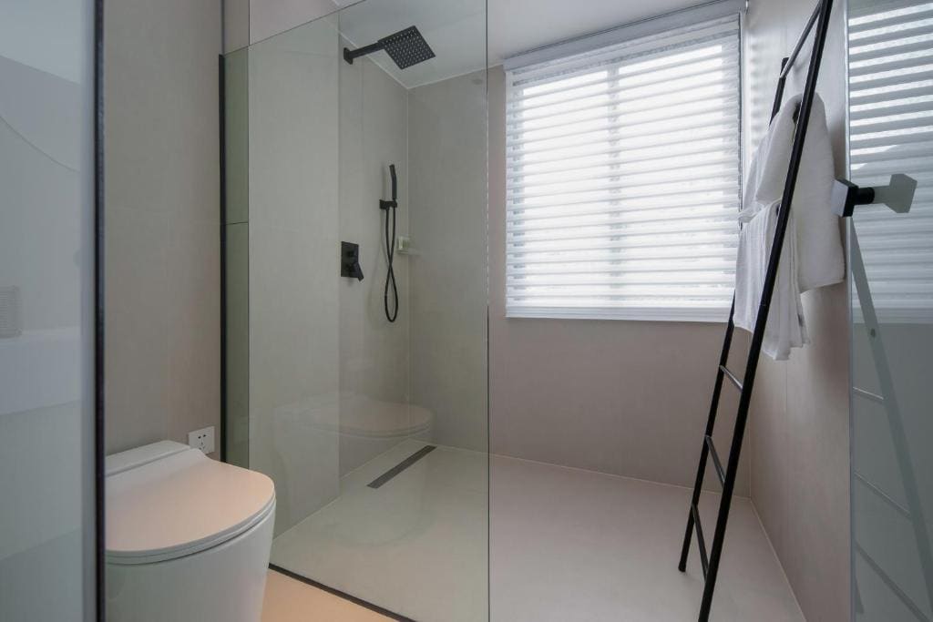 King Room with Spa Bath room - Image 3